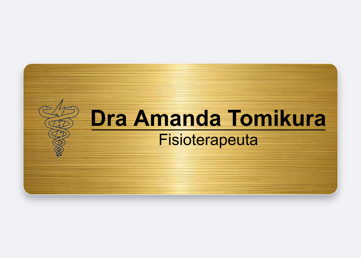Broche dourado personalizado para Dra. Amanda Tomikura, fisioterapeuta